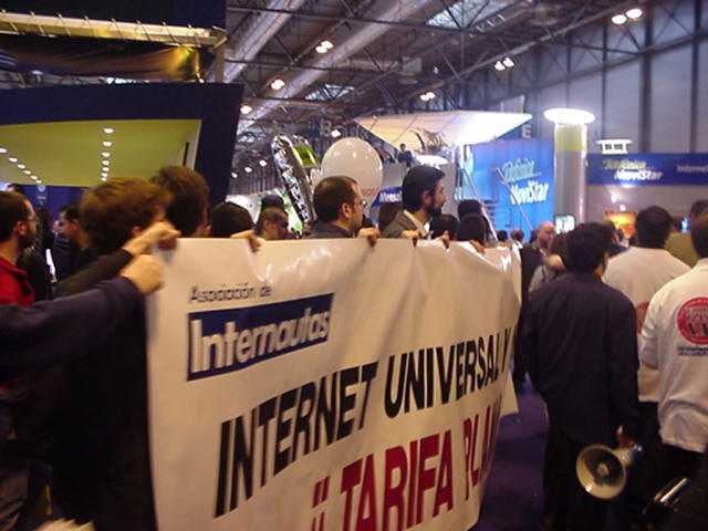 manifestacion en el SIMO
