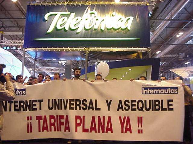 manifestacion en el SIMO