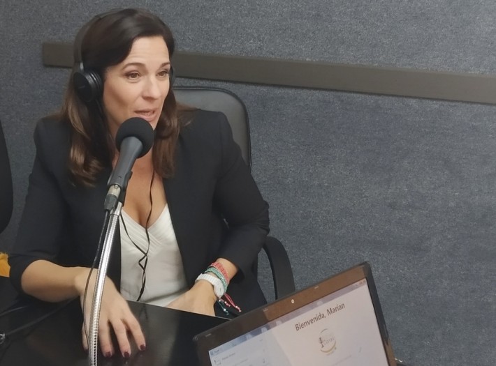 Ofelia en la radio
